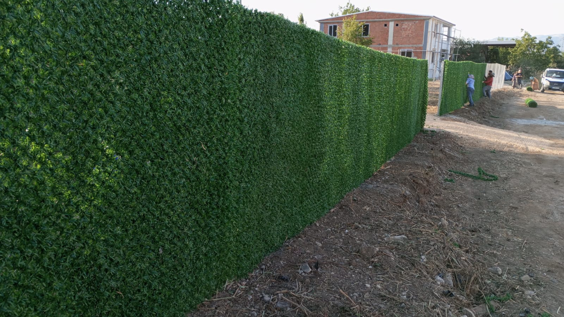 İrkilmez Tel Çit, Bursa Tel Çit, kafes tel Bursa, beton direk imalatı, jiletli tel montajı, bungalov ev Bursa, tel çit montaj, tel çit fiyatları, tel örgü Bursa, bağ evi montaj